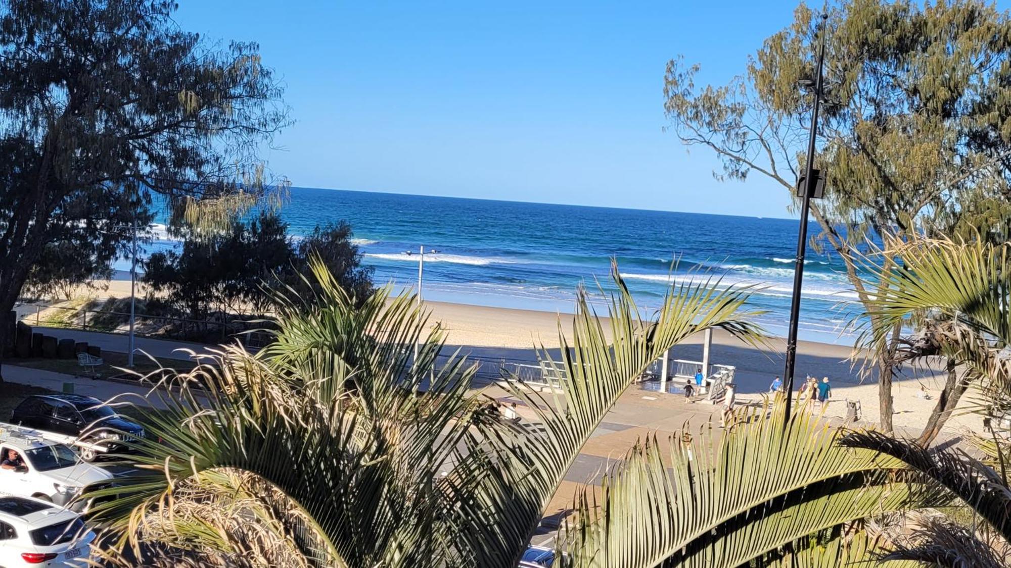 Apr Private Suites Moroccan By The Beach غولد كوست المظهر الخارجي الصورة