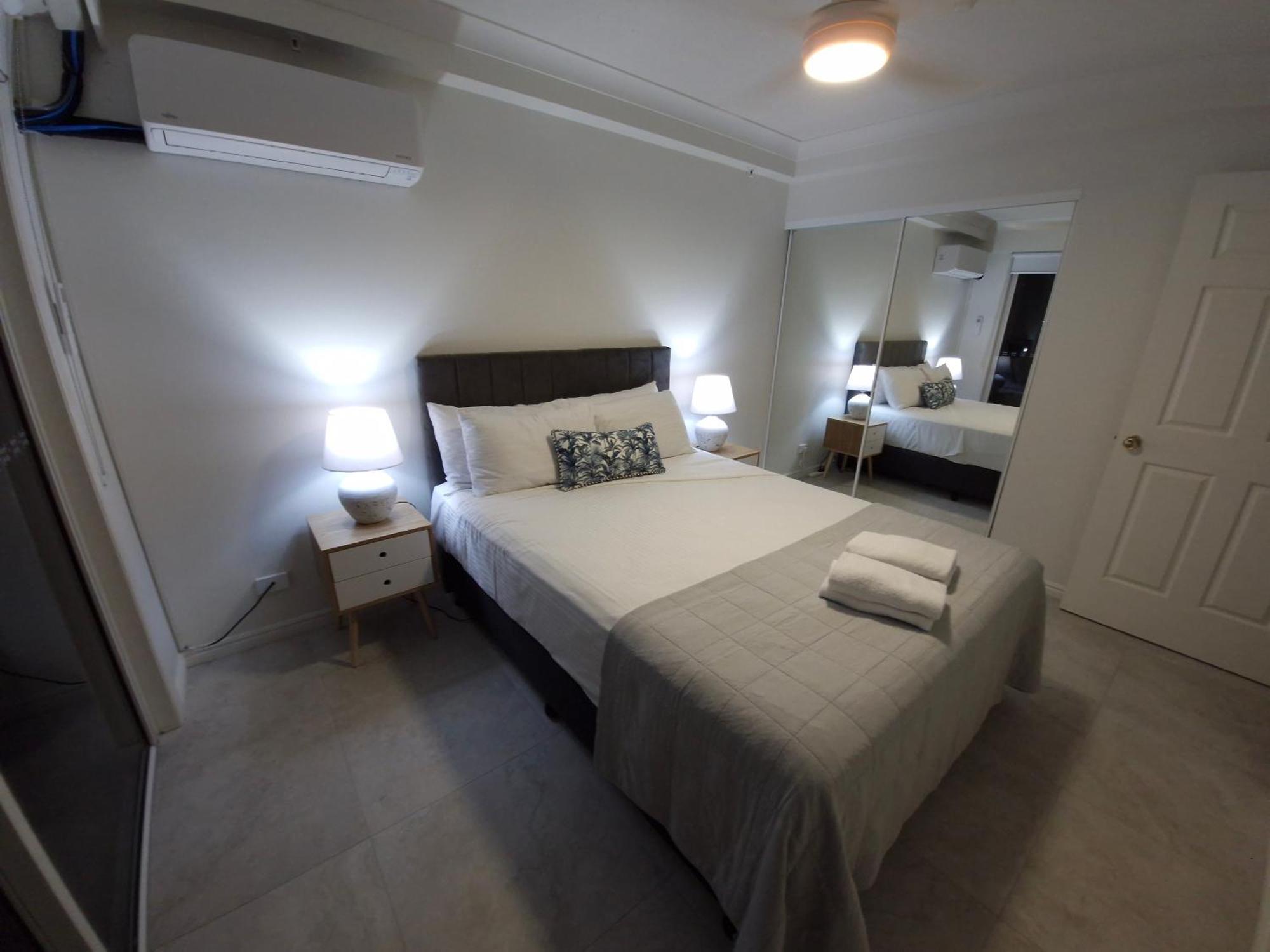 Apr Private Suites Moroccan By The Beach غولد كوست المظهر الخارجي الصورة