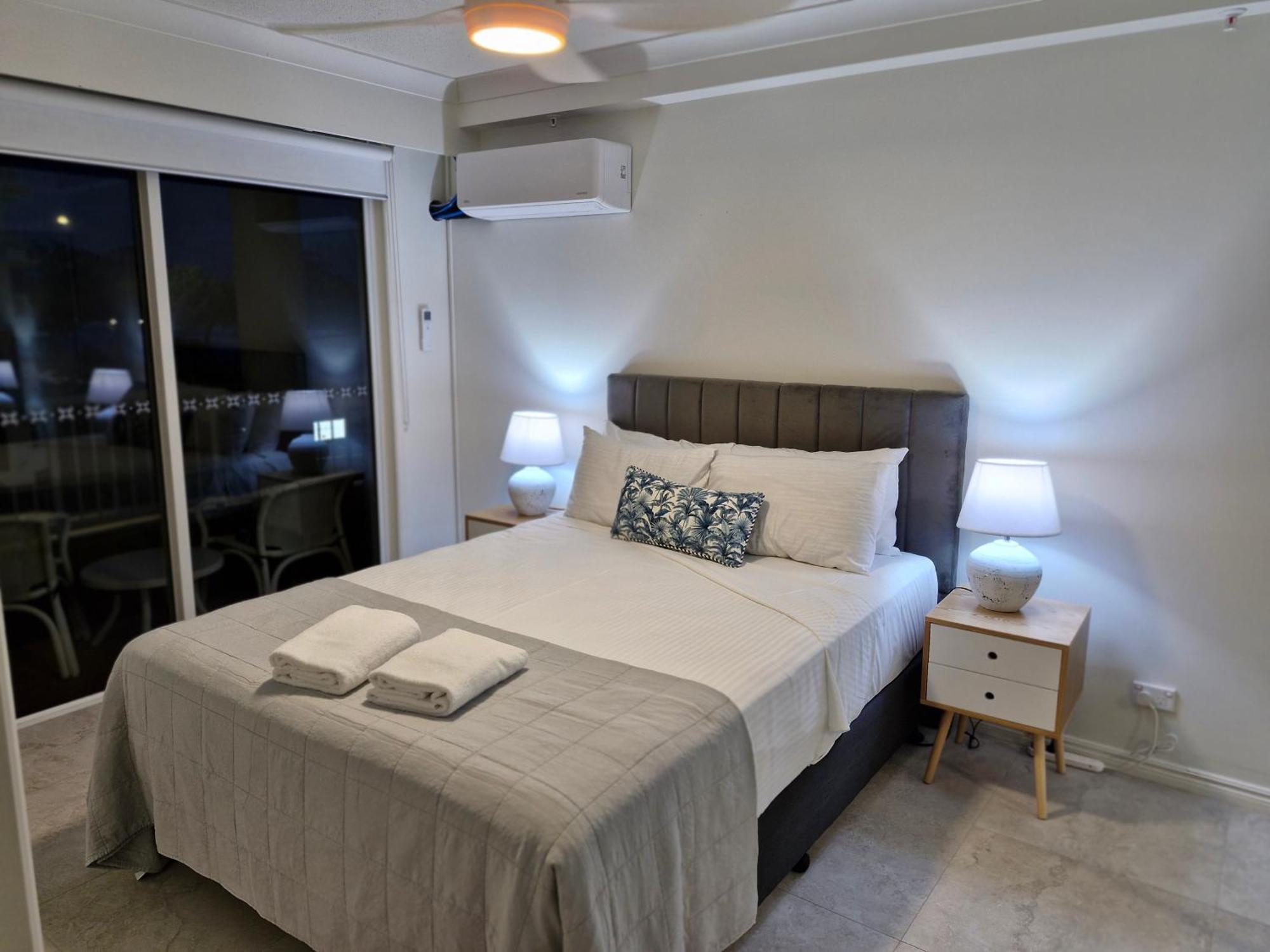 Apr Private Suites Moroccan By The Beach غولد كوست المظهر الخارجي الصورة