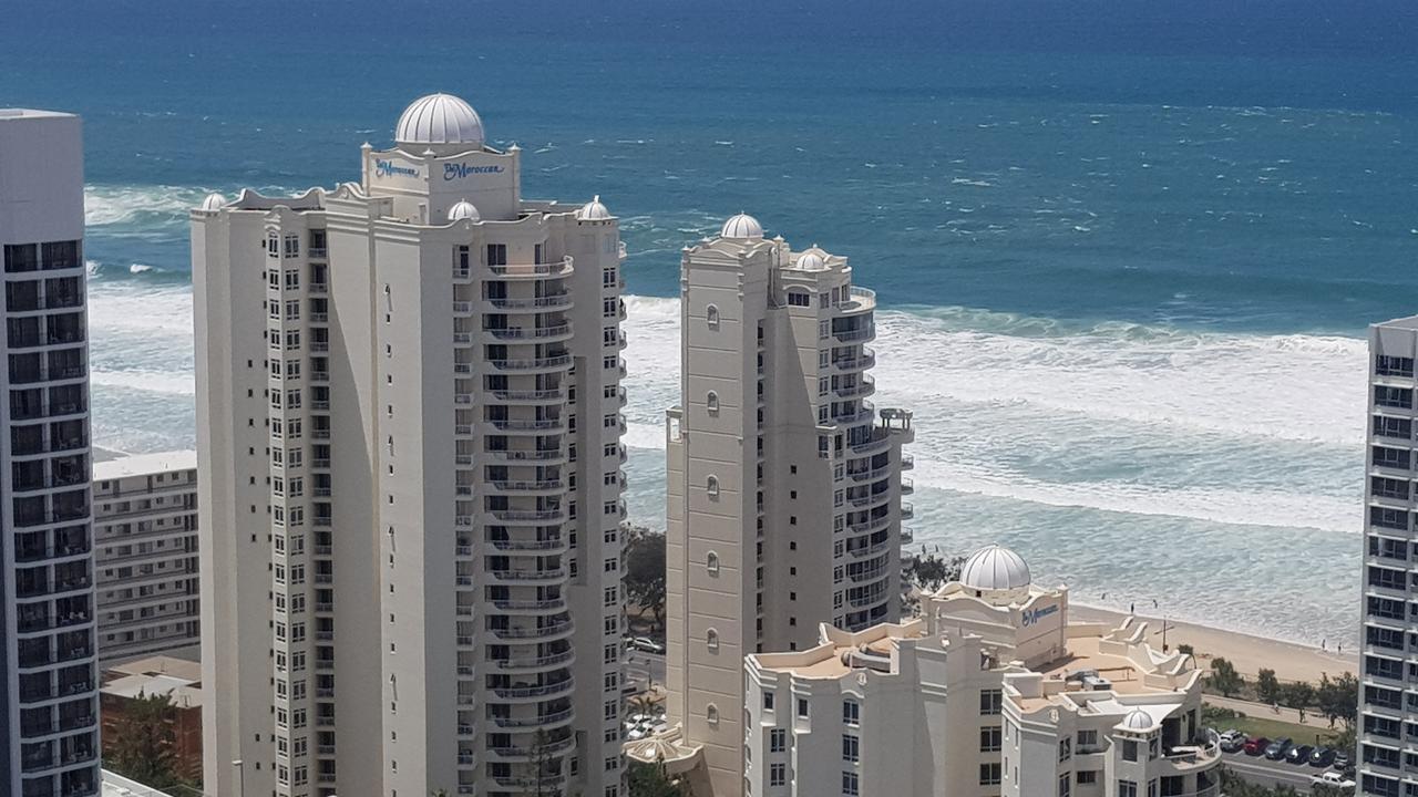 Apr Private Suites Moroccan By The Beach غولد كوست المظهر الخارجي الصورة